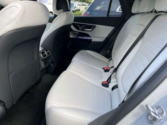 Mercedes_benz model GLC  2026 image 8