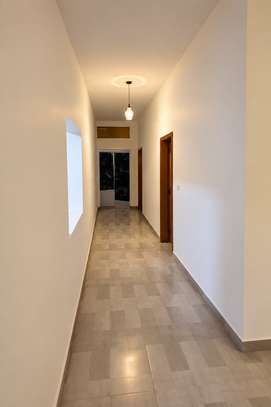 Maison 1000m2 à Mbour Gandigal image 3
