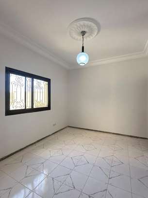 Appartement à louer a la SICAP BAOBAB image 5