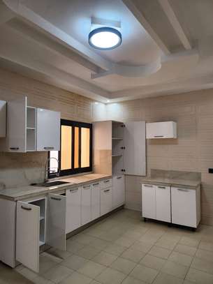 Appartement duplex f4 à Mermoz image 9
