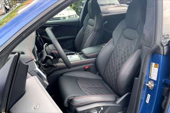 AUDI SQ8 V8 2025 FULL OPTIONS image 3