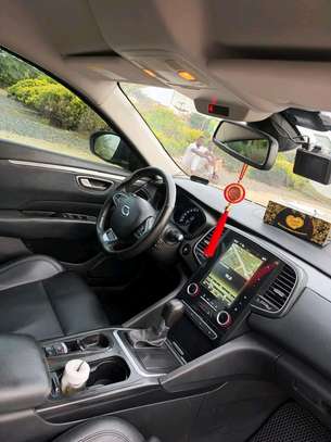 Renault SM6 2017 image 2