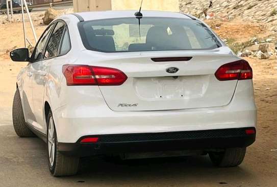 Ford Focus 2017 image 10