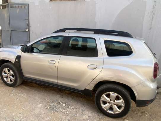 RENAULT Duster 2018  4WD image 2