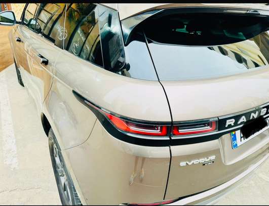 Range Rover SUV luxe image 8