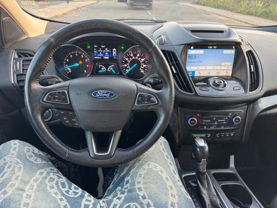 Ford escap Titanuim année 2018 image 15