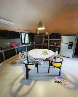Domaine afro contemporain à vendre à Saly image 6