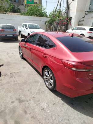 Hyundai Elantra 2018 full options image 3