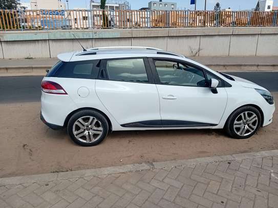 RENAULT CLIO 2017 image 3