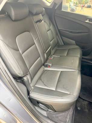 HYUNDAI TUCSON 2018 image 13