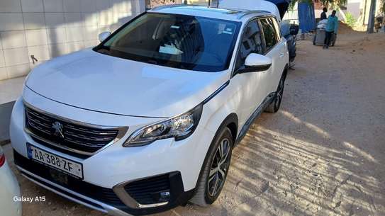 Peugeot 5008 image 2