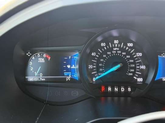 FORD EDGE TITANIUM 2022 image 10