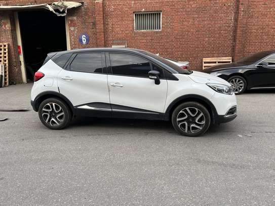 RENAULT QM3 2017 image 2
