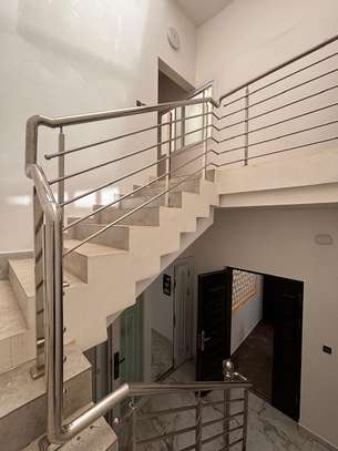 DUPLEX A LOUER image 11