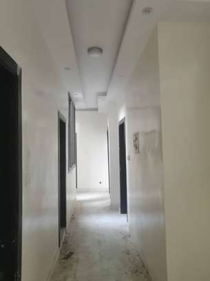 Appartement F3 à louer à Yoff près de la route image 6