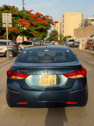 HYUNDAI ELANTRA ANNÉE 2013 image 6