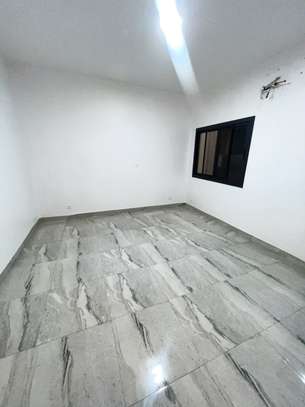APPARTEMENT F3 HAUT STANDING A NGOR image 12