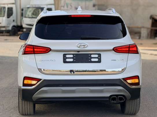 HYUNDAI SANTAFE   *2018 19* 5places image 11