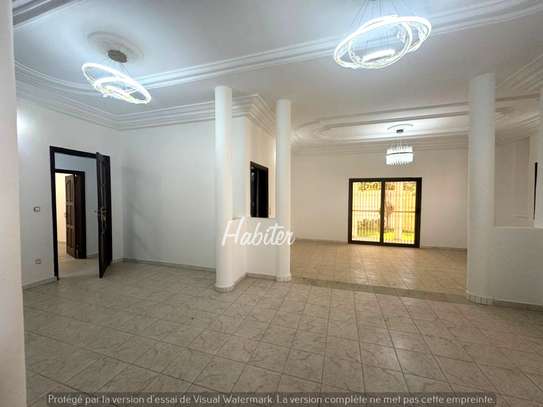Villa R+1 à louer à Mermoz image 6