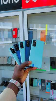 Samsung Galaxy s20 fe venant 128go ram 8go 5g image 2