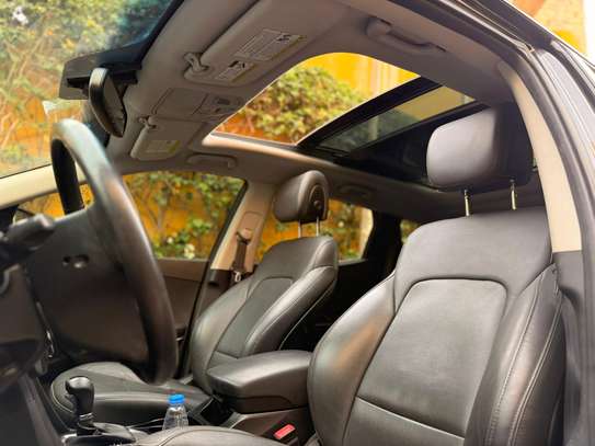 Hyundai Santa Fe limited image 7