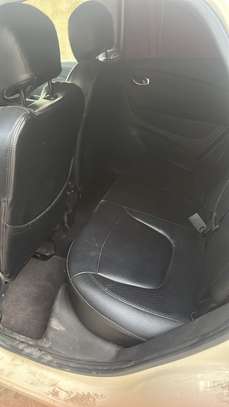 Renault Captur SUV compact beige noir image 3