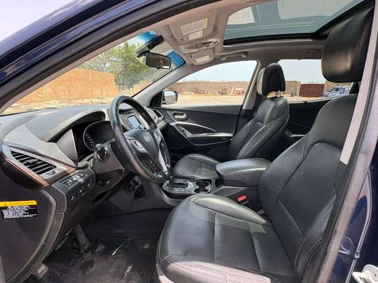 HYUNDAI SANTA FE image 13