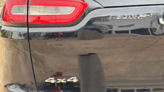 Jeepe Cherokee 2015 image 14