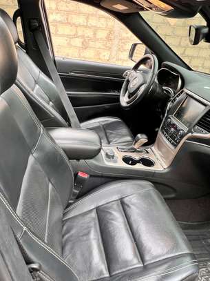 Jeep Grand Cherokee 2017 image 8