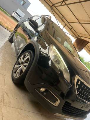 Peugeot 2008 SUV image 2