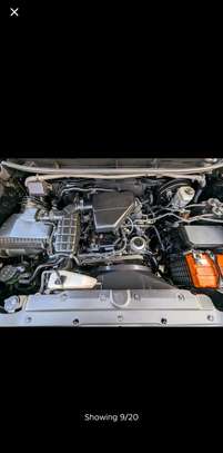 Toyota prado vxr 2020 image 5
