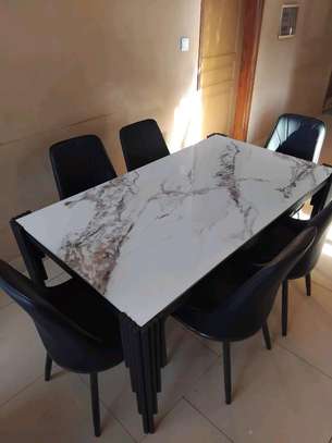 Table à manger 6 places image 4