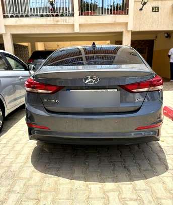 HYUNDAI AVANTE NOUVEAU MODEL FAIBLE CONSOMMATION image 5