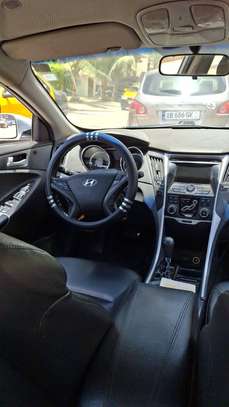 Hyundai Sonata 2010 image 4