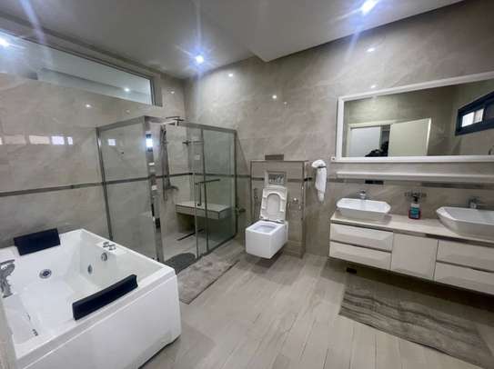 Appartement À VENDRE À FANN RESIDENCE image 2