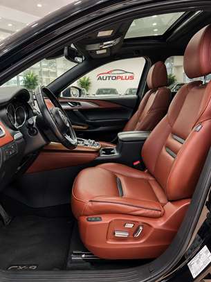 Mazda cx9 Signature 2018 image 7