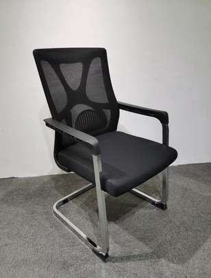 Chaise et fauteuil de bureau image 8