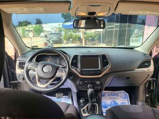 Jeep cherokee 2016 image 7