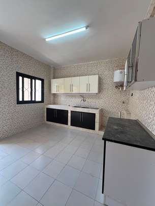 APPARTEMENT F5 À LOUER – NGOR ALMADIES. image 4