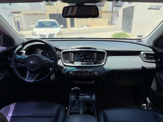 Kia Sorento 2016-2017 image 6