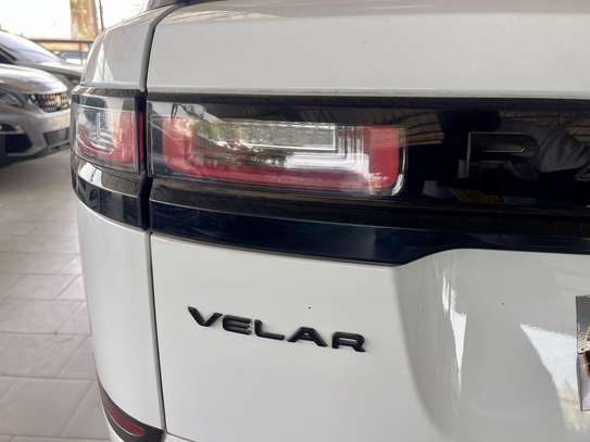 Range rover velar 2022 image 8