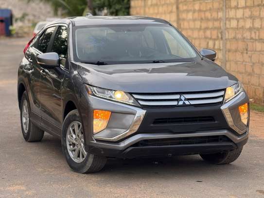 Mitsubishi Eclipse Cross image 2