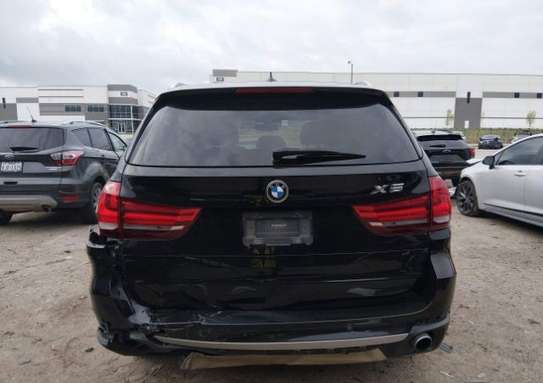 BMW X5 sous douane image 14