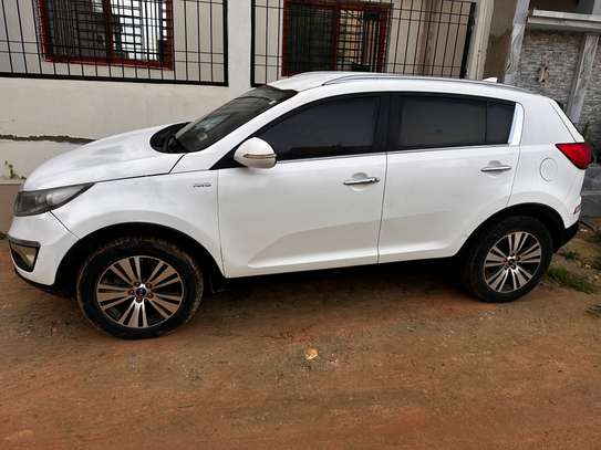 KIA SPORTAGE 2015 – Automatique, Essence, Cuir – 131 000 km image 4