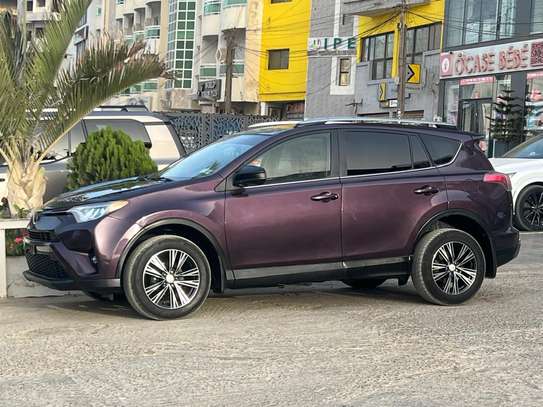 Toyota Rav4 image 7