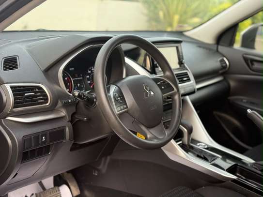 Mitsubishi éclipse image 7