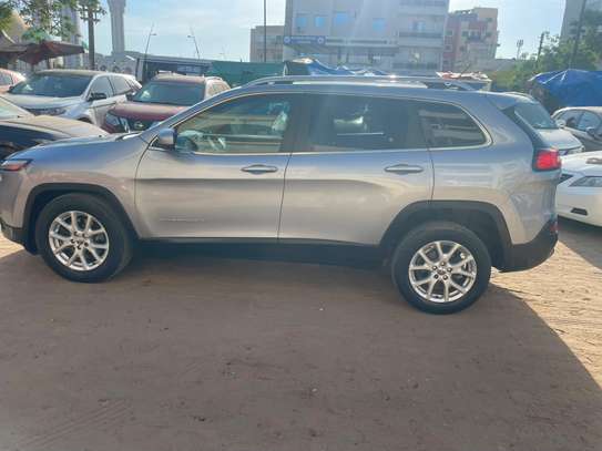JEEP LATITUDE 2018 image 2