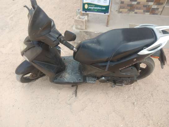 Scooter Kymco Agility 125 image 3