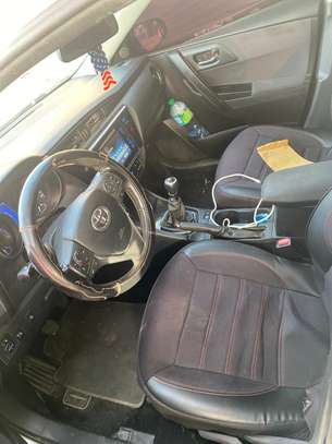 Toyota Auris 2018 image 3