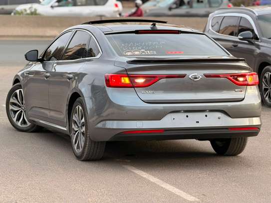 RENAULT SM6 ANNÉE 2017 image 9